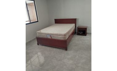 SE ARRIENDA O VENDE HERMOSA CASA EN FRENTE A LA CLINICA BUCARAMANGA