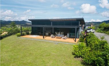 Casa finca de lujo en exclusiva parcelación en el retiro