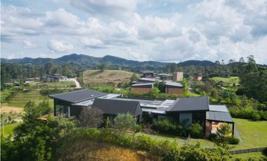 Casa finca de lujo en exclusiva parcelación en el retiro