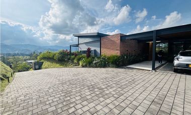 Casa finca de lujo en exclusiva parcelación en el retiro