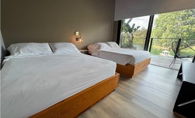 VENTA DE CABAÑA EN PARCELACIÓN EL PEÑOL
