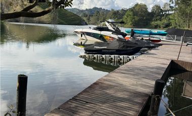 VENTA DE CABAÑA EN PARCELACIÓN EL PEÑOL