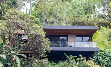 VENTA DE CABAÑA EN PARCELACIÓN EL PEÑOL