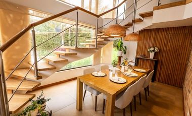 CASA EN ARRIENDO SECTOR ESCOBERO- ENVIGADO