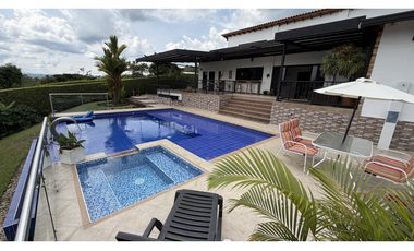 VENTA DE CASA CAMPESTRE EN TEBAIDA, QUINDO, COLOMBIA