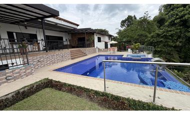 VENTA DE CASA CAMPESTRE EN TEBAIDA, QUINDO, COLOMBIA