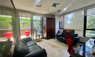 Venta apartamento con terraza - Los Balsos
