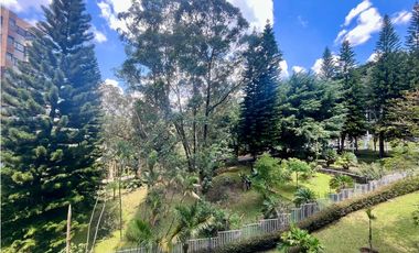 Venta apartamento con terraza - Los Balsos