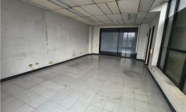 oficina comercial en arriendo Laureles Medellín.