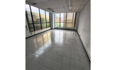 oficina comercial en arriendo Laureles Medellín.