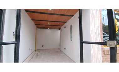 Arriendo Local comercial Cota avenida Libertado $750.000