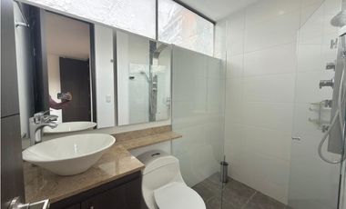 Apartamento en Envigado para la renta tradicional, piso 9