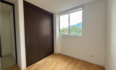 Apartamento en Envigado para la renta tradicional, piso 9