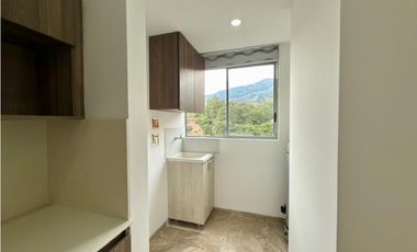 Apartamento en Envigado para la renta tradicional, piso 9