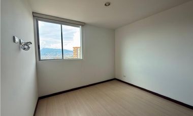 Apartamento en Envigado para renta tradicional, piso 13