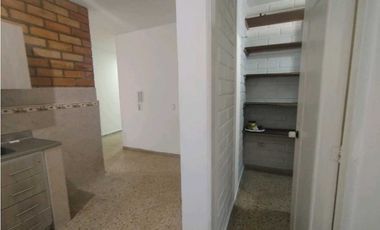 APARTAMENTO PARA RENTA EN LAURELES DON QUIJOTE.