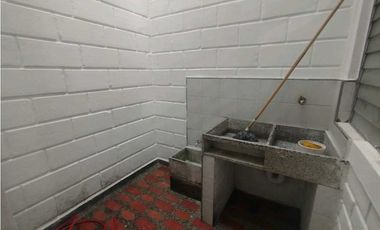 APARTAMENTO PARA RENTA EN LAURELES DON QUIJOTE.