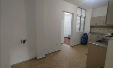 APARTAMENTO PARA RENTA EN LAURELES DON QUIJOTE.