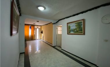 Venta de casa de 3 niveles en Kennedy Bogotá