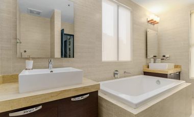 Vendo Elegante casa en PH Nativa con Piscina