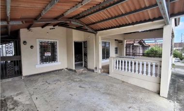 CASA A LA VENTA VILLAS DE MONTELIMAR CHORRERA