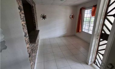 CASA A LA VENTA VILLAS DE MONTELIMAR CHORRERA