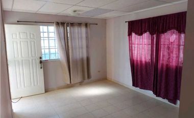 ALQUILO CASA COMODA DE 2 HABITACIONES EN LLANO MARIN PENONOMÉ