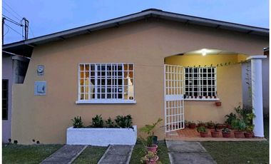 ALQUILO CASA COMODA DE 2 HABITACIONES EN LLANO MARIN PENONOMÉ