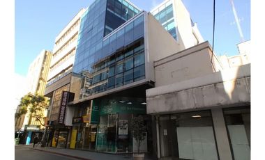 OFICINA AMOBLADA - TRES PRIVADOS - KITCHENETTE - DOS BAÑOS - Bº CENTRO