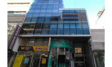 OFICINA AMOBLADA - TRES PRIVADOS - KITCHENETTE - DOS BAÑOS - Bº CENTRO