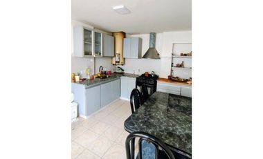 PH 3 ambientes garage y patio. Moreno y Neuquen