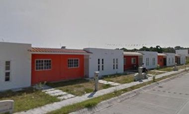 Casa en Venta en Fuentes de Verona, San Luis Potosí.