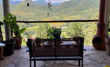 CASA EN VENTA EN MALINALCO