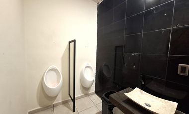 LOCAL EN VENTA OPORTUNIDAD PLAZA MIRADOR PABLO LIVAS GUADALUPE