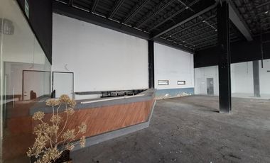 LOCAL EN VENTA OPORTUNIDAD PLAZA MIRADOR PABLO LIVAS GUADALUPE