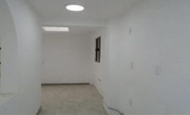 Casa para oficinas en col del valle