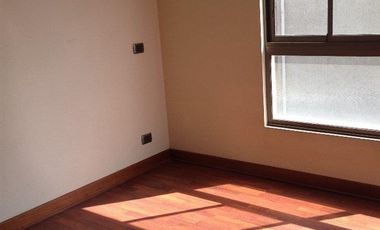 Departamento en Arriendo en Metro Manuel Montt*depto. 1D1B*CON VISTA AL MERCADO*