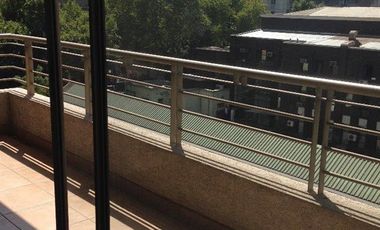 Departamento en Arriendo en Metro Manuel Montt*depto. 1D1B*CON VISTA AL MERCADO*