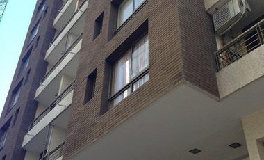 Departamento en Arriendo en Metro Manuel Montt*depto. 1D1B*CON VISTA AL MERCADO*