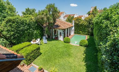 Casa venta 5 amb c/jardín, pileta, quincho. 387 m²