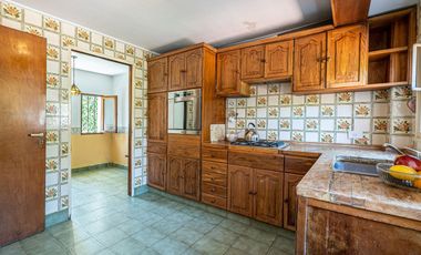 Casa venta 5 amb c/jardín, pileta, quincho. 387 m²