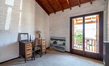 Casa venta 5 amb c/jardín, pileta, quincho. 387 m²