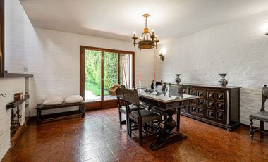 Casa venta 5 amb c/jardín, pileta, quincho. 387 m²