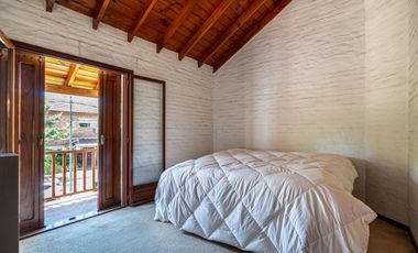 Casa venta 5 amb c/jardín, pileta, quincho. 387 m²