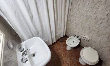 VENTA CASA 3 AMBIENTES BARRIO BELISARIO ROLDAN