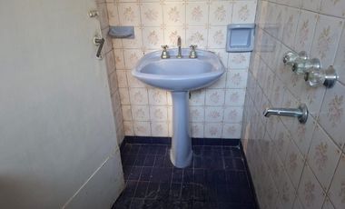 Departamento Tipo Casa en alquiler en Sarandi Oeste