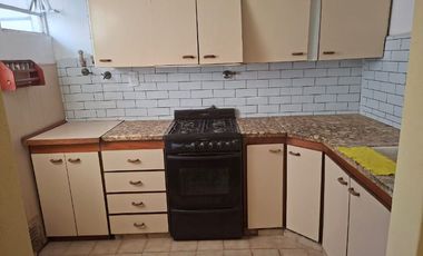 Departamento Tipo Casa en alquiler en Sarandi Oeste
