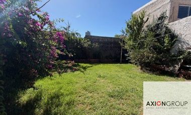 Casa en venta  de 2 Dormitorios c/ cochera en Berisso APTA BANCO