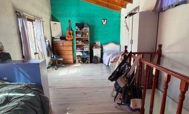 Casa en venta  de 2 Dormitorios c/ cochera en Berisso APTA BANCO