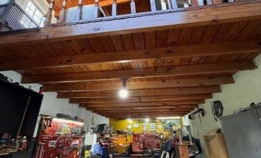 Casa en venta  de 2 Dormitorios c/ cochera en Berisso APTA BANCO